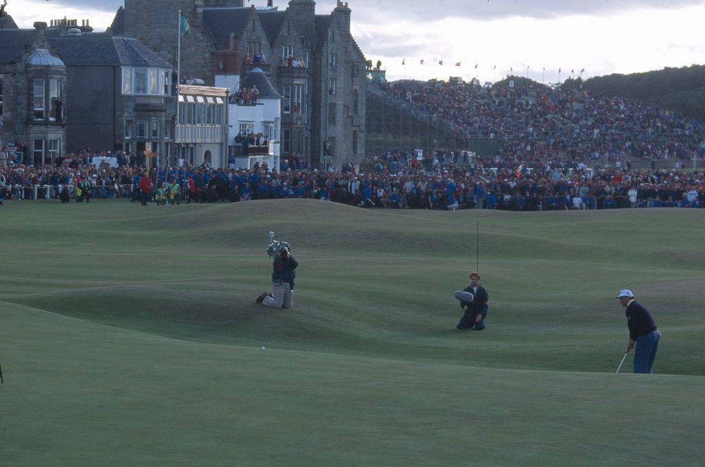 Constantino Rocca hits a famous putt on the 18th at St Andrews to take the 1995 Open Championship to a play-off